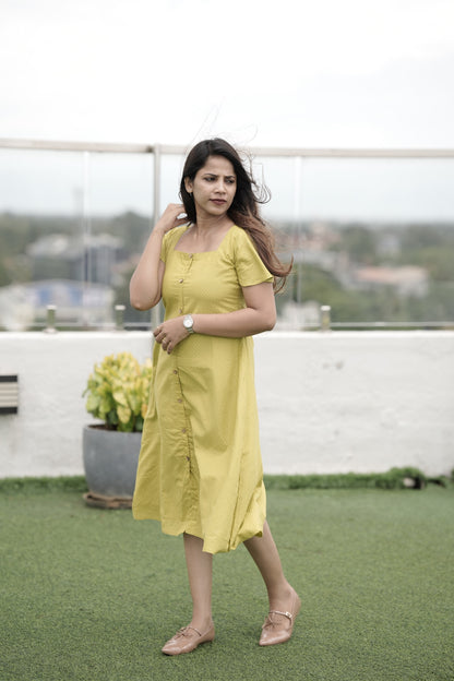 chic textured midi dress