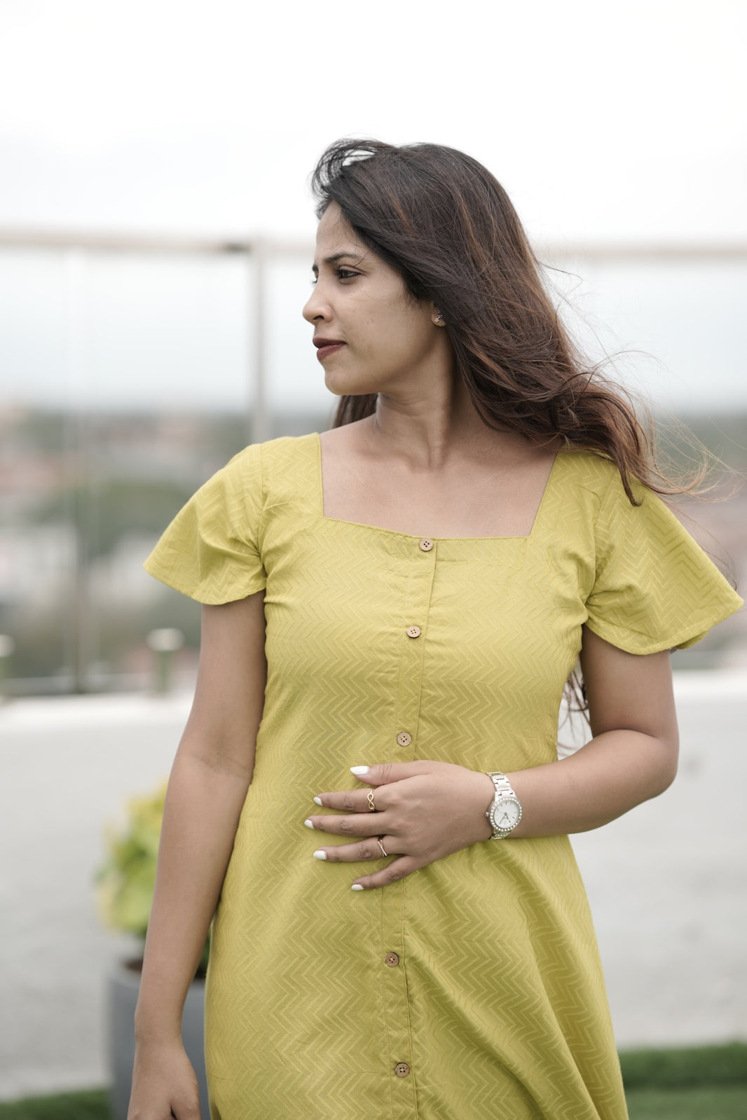 chic textured midi dress